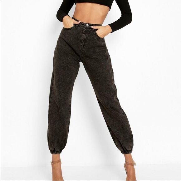 NWT Boohoo Black Denim Elastic Cuff Jogger Jeans, Size 2 - Picture 1 of 12